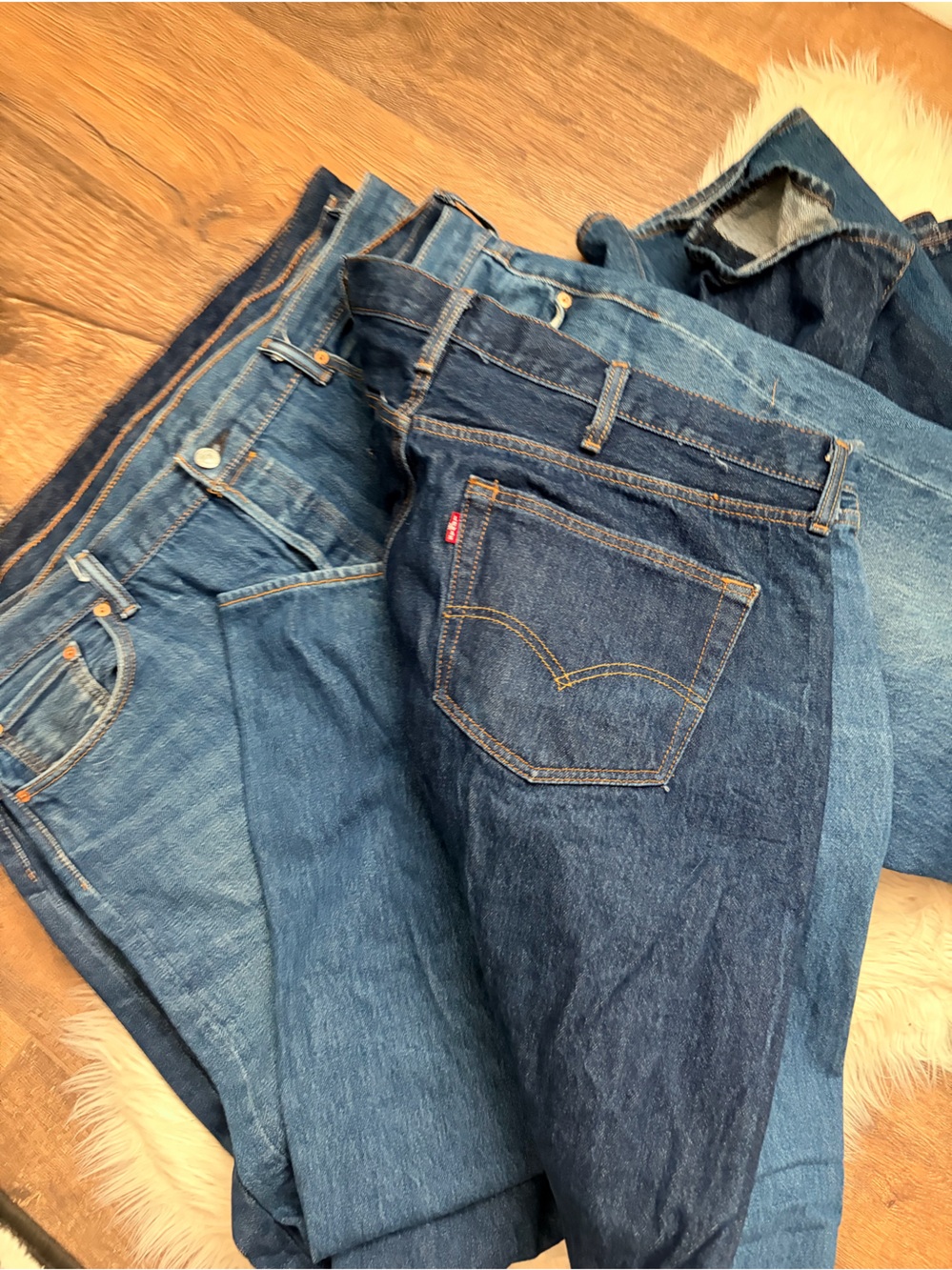 Levi's 501 Blue Men’s Classic Denim Jeans - Light to Dark Wash Make Offer! - Picture 7 of 10
